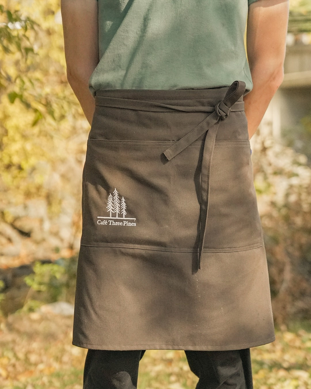 Café Three Pines apron
